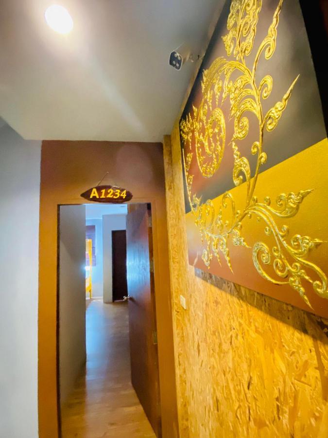 Frutta Hostel Patong Eksteriør bilde