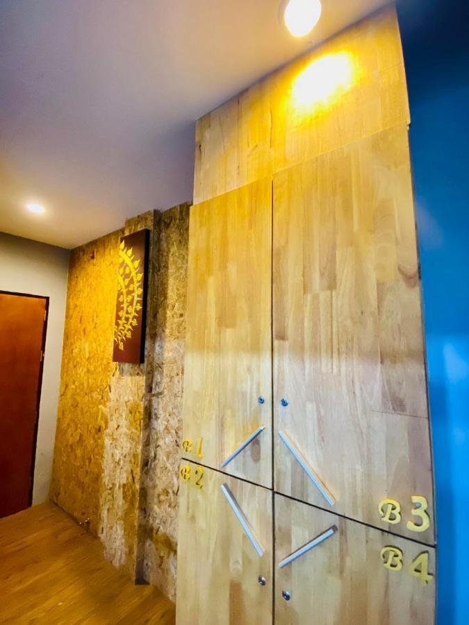 Frutta Hostel Patong Eksteriør bilde